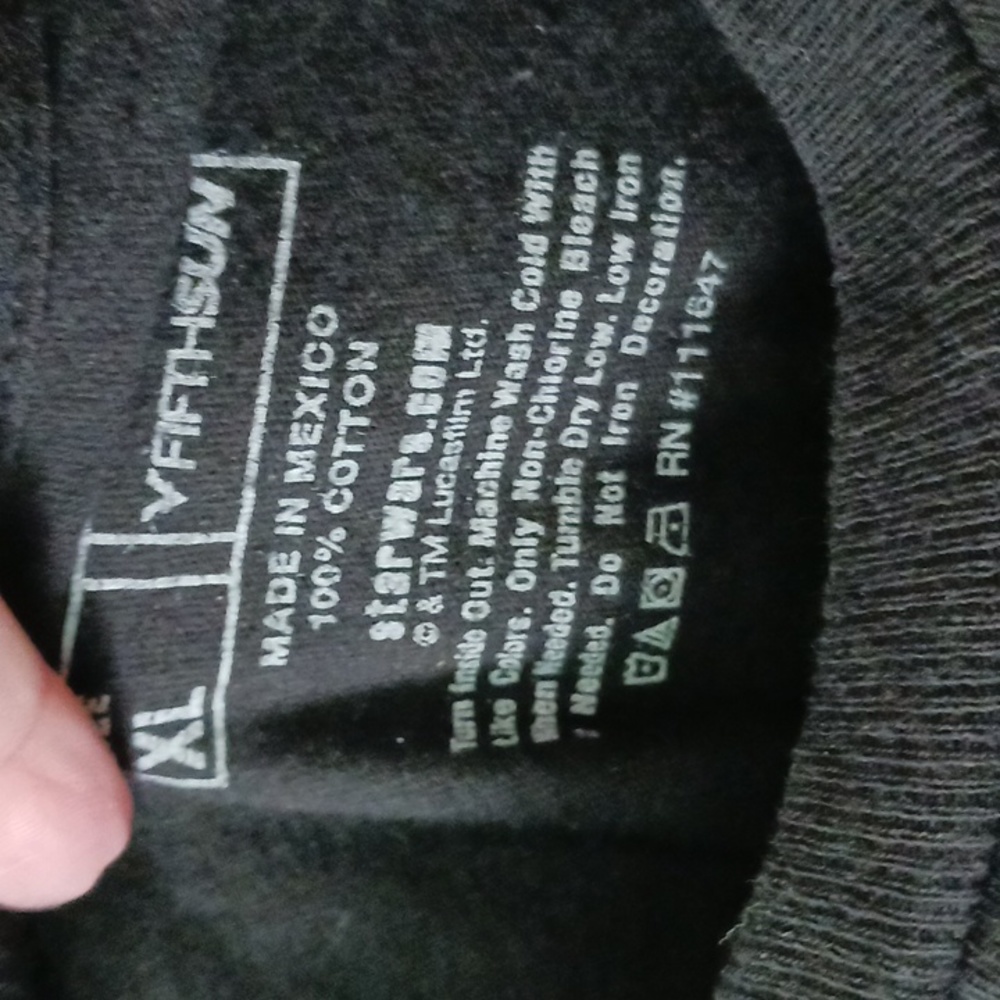 The Mandelorian TShirt - Picture 4 of 4